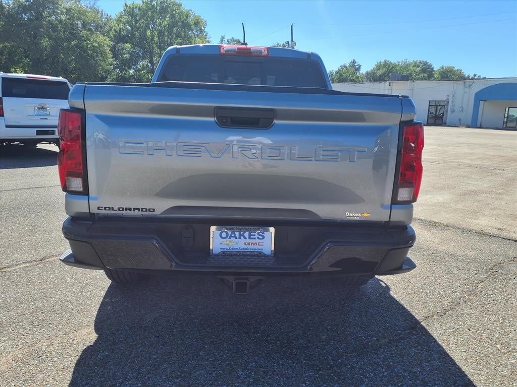 2024 Chevrolet Colorado WT