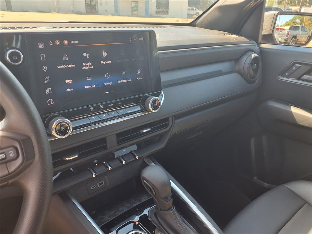 2024 Chevrolet Colorado WT