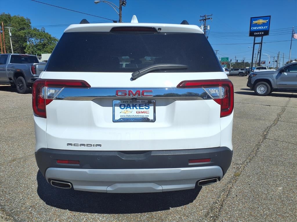 2023 GMC Acadia SLT