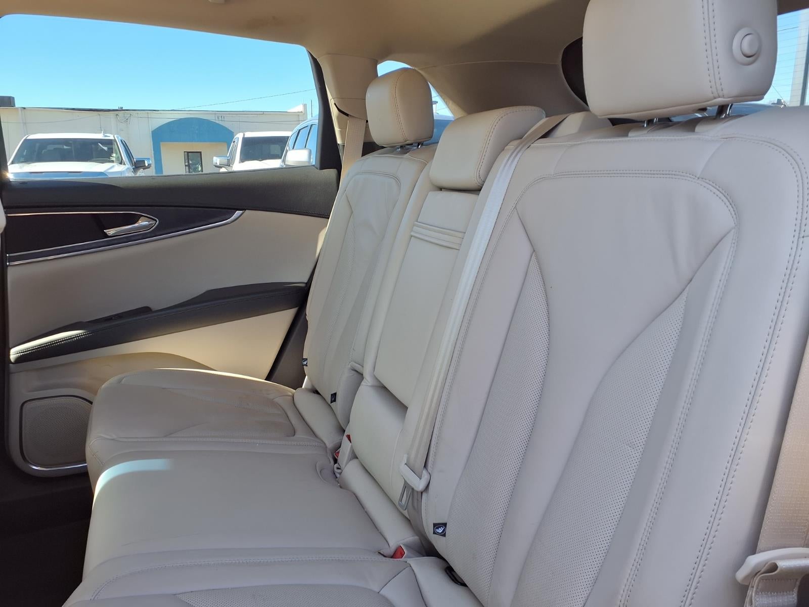 2019 Lincoln Nautilus Select