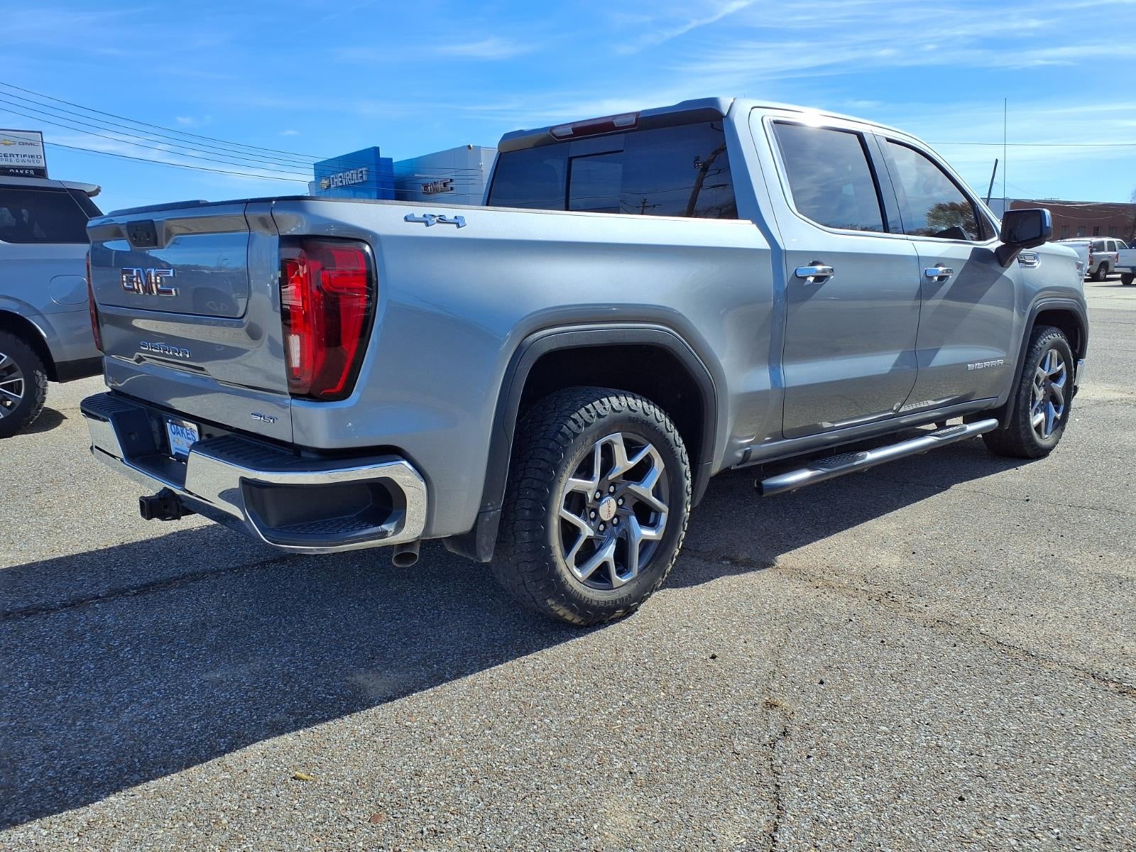 2023 GMC Sierra 1500 SLT