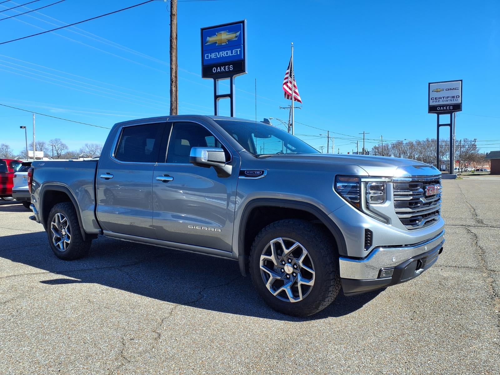 2024 GMC Sierra 1500 SLT