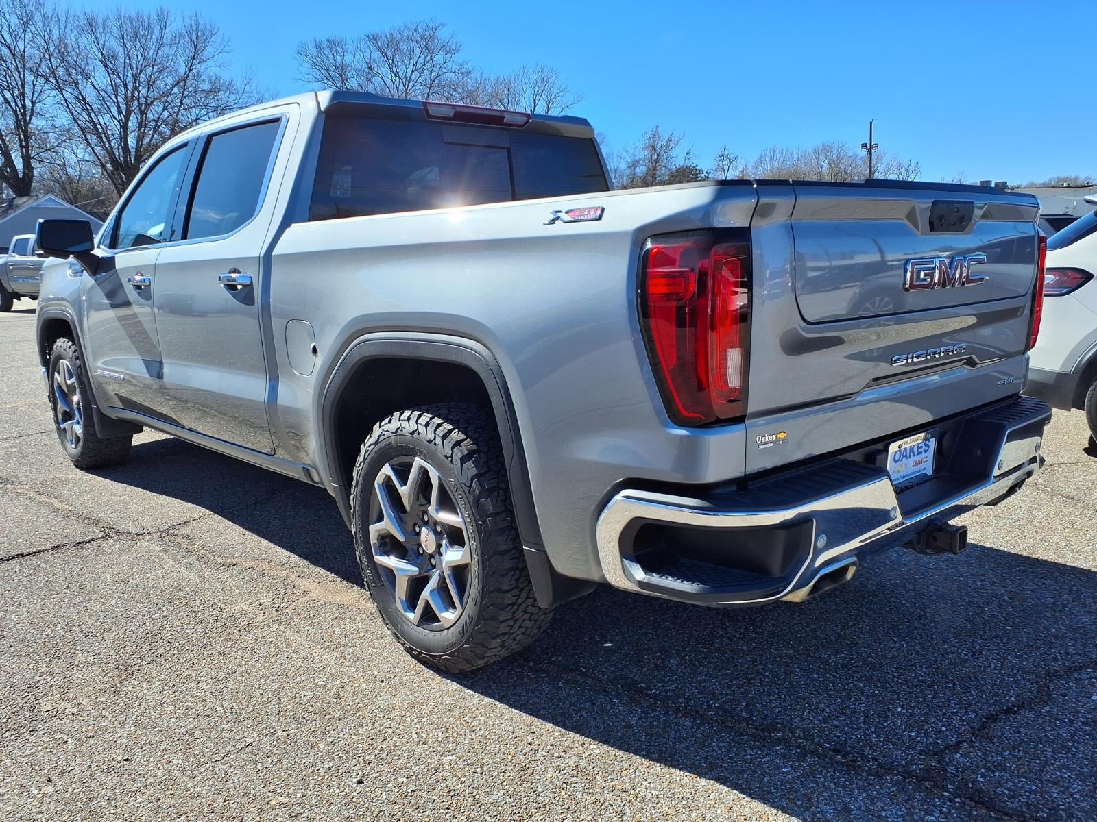 2024 GMC Sierra 1500 SLT