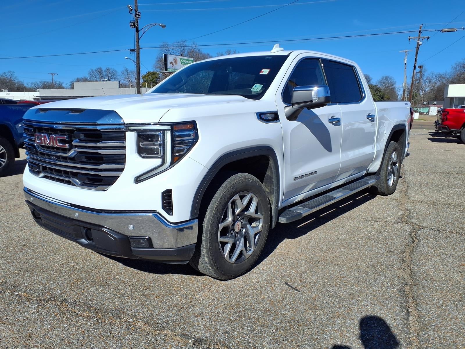 2024 GMC Sierra 1500 SLT