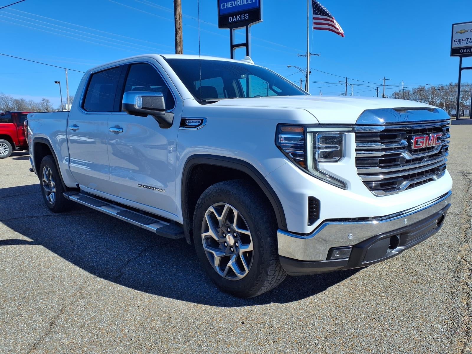 2024 GMC Sierra 1500 SLT