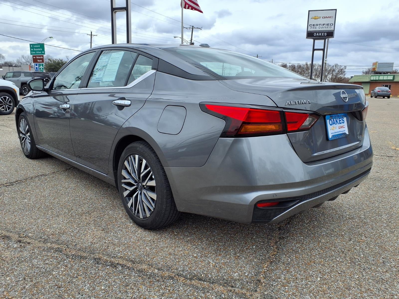 2025 Nissan Altima SV