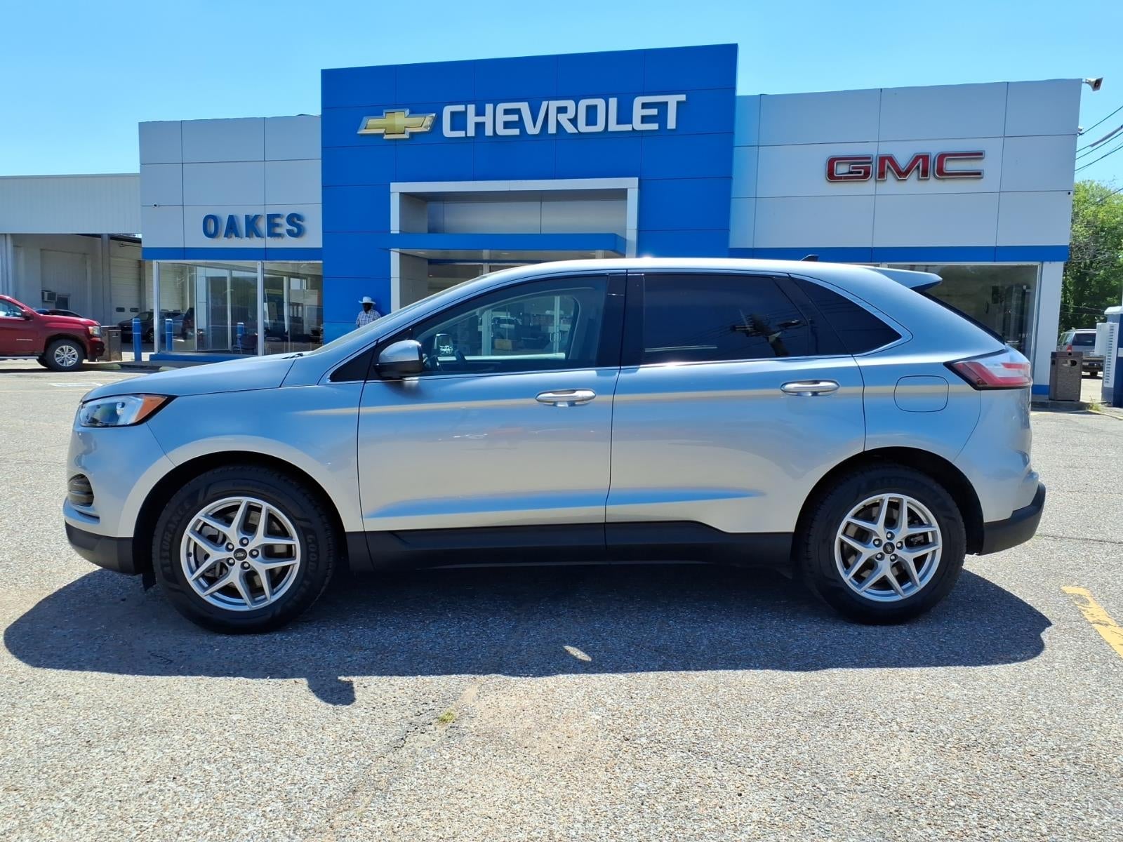 2024 Ford Edge SEL AWD's photo